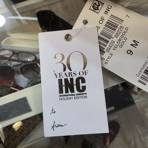 ✨ NWT INC International Concepts Women’s Yuliaa Gold Glitter Slippers – Size 9 ✨ - Picture 10 of 10